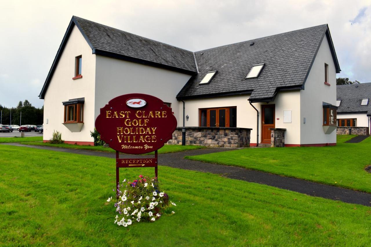 East Clare Golf Village Bodyke Exterior foto